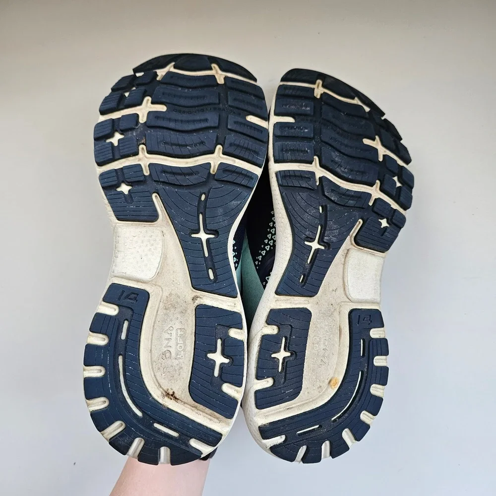 Brooks Ghost 14 Running Shoes Womens 8 Peacoat Yucca Navy Athletic Gym Walking
